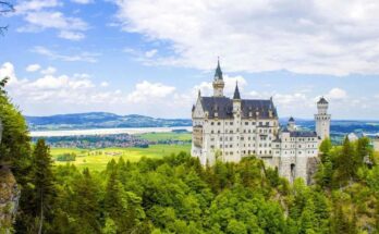 Germany's No. 1 Tourist Destination: Neuschwanstein Castle